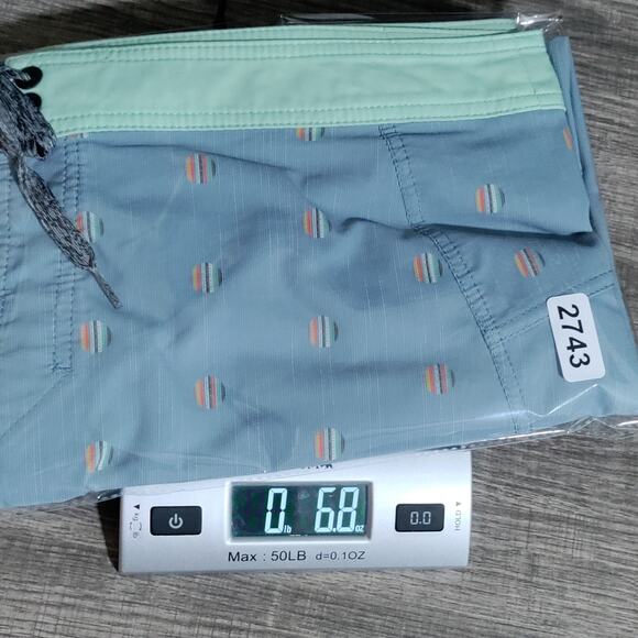 Roark Swim Trunks Board Shorts Mens 36 Savage Series 9" Blue Green Geometric - Picture 14 of 14